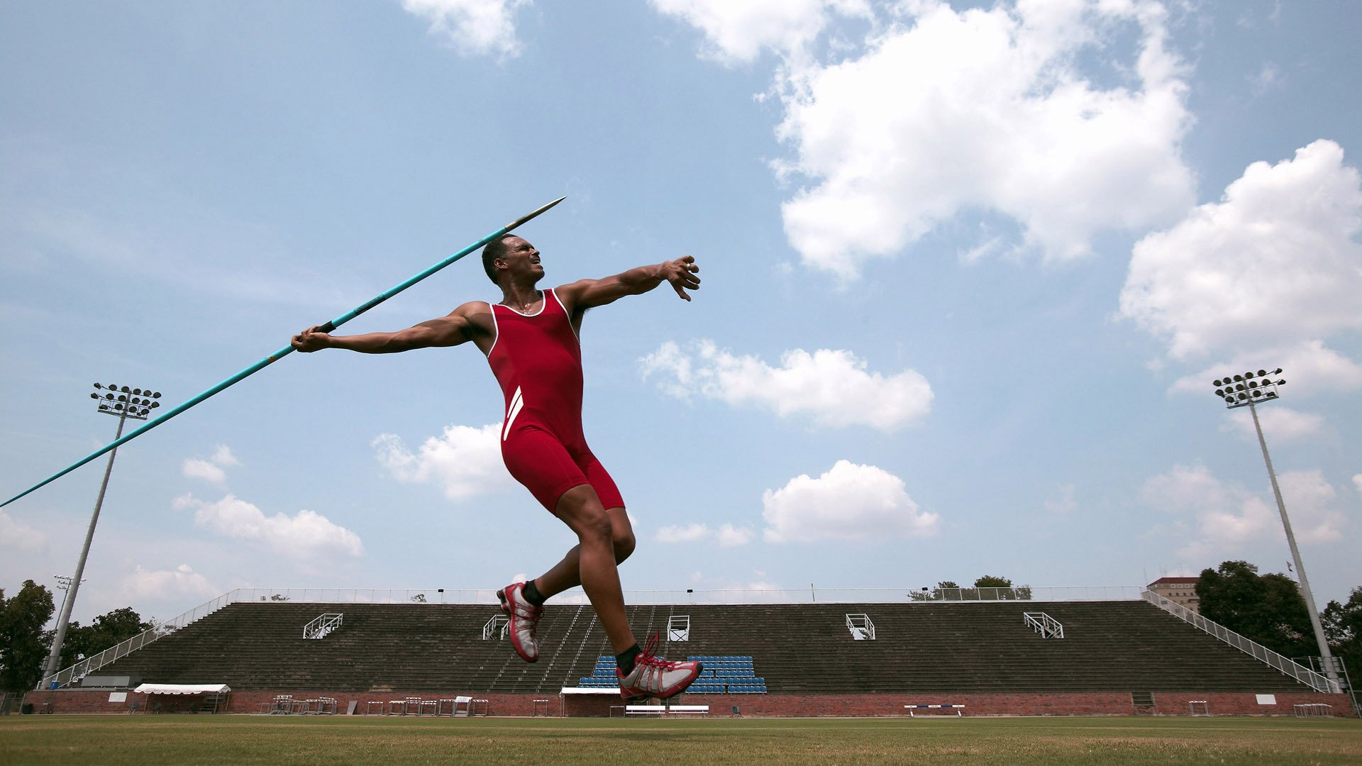 九游下载官网-自由泳比赛突尼斯节奏渐入佳境,自由泳 突尼斯