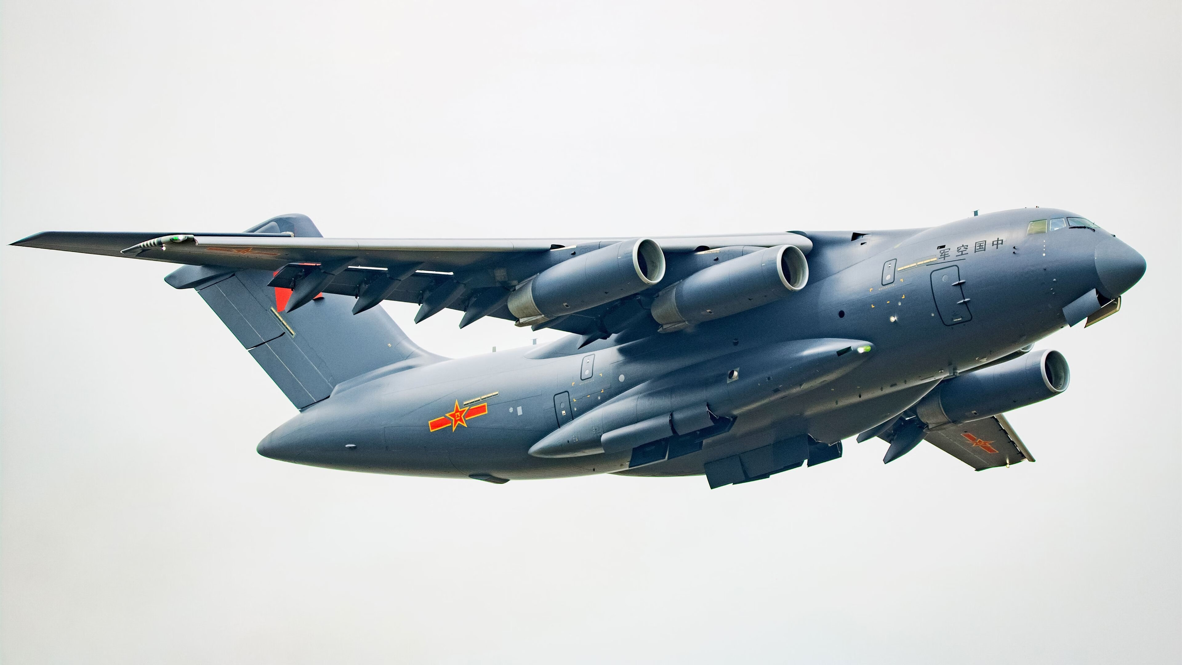 -英超激情碰撞：战术与拼搏的精彩舞台，英超经典比赛