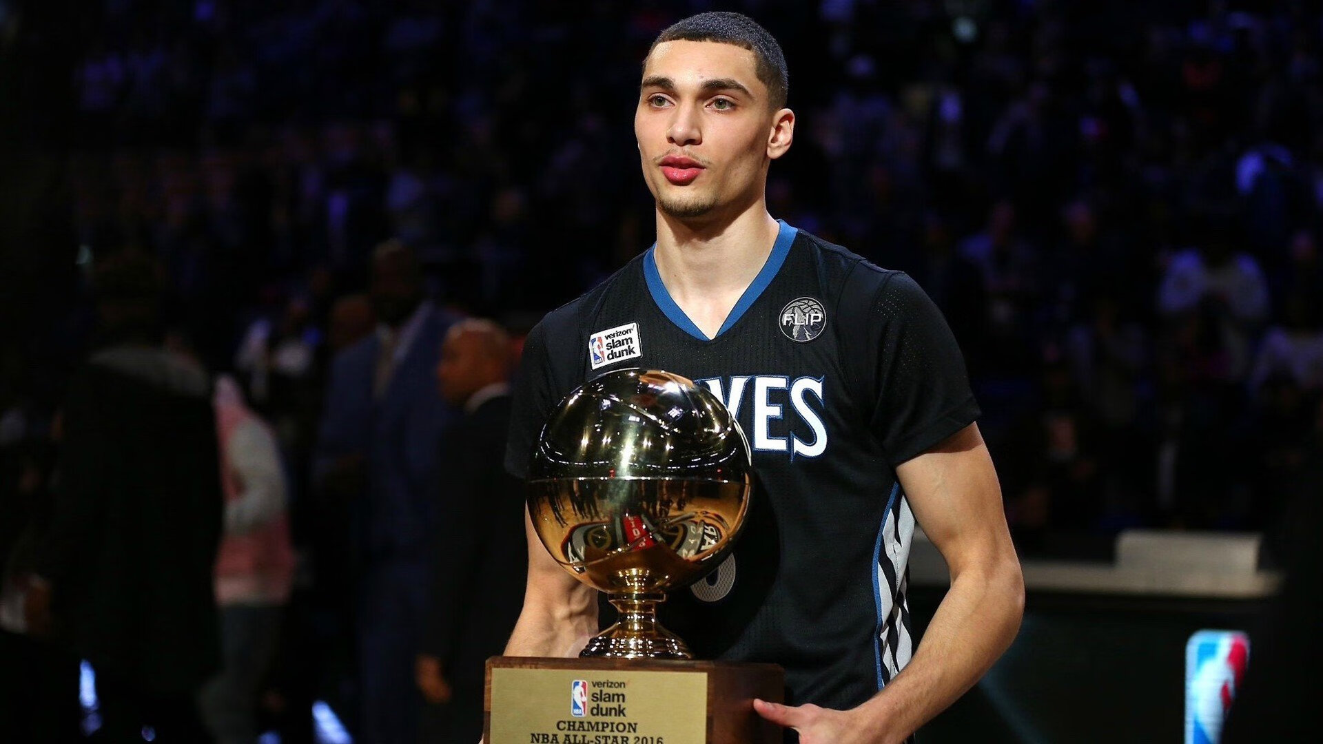 球场奇迹:历史上最难以置信的逆转战役,球场事件